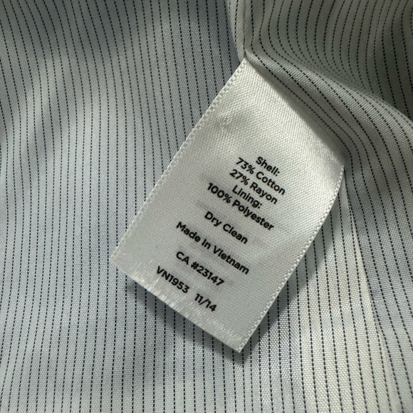 Talbots Women’s Cobalt Blue Blazer - Picture 7 of 8